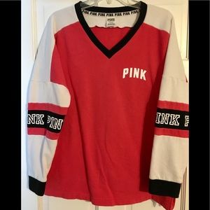 VS PINK VARSITY PULLOVER
